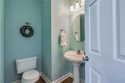 6534 Emory Dr, Hickory, NC 28601 photo 13