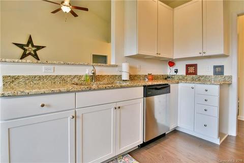 19 Eagle Crest Dr, Flat Rock, NC 28731 photo 5