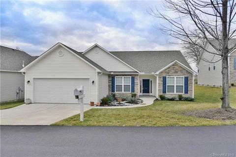 19 Eagle Crest Dr, Flat Rock, NC 28731 photo 1