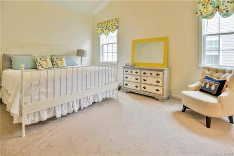 19 Eagle Crest Dr, Flat Rock, NC 28731 photo 7