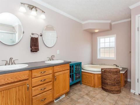 80 Maynard Rd, Candler, NC 28715 photo 11