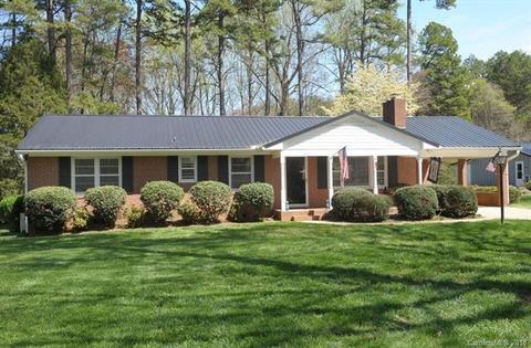 202 Forrest Dr, Salisbury, NC 28147 photo 1