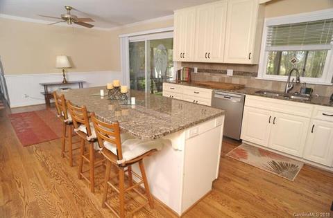 202 Forrest Dr, Salisbury, NC 28147 photo 9