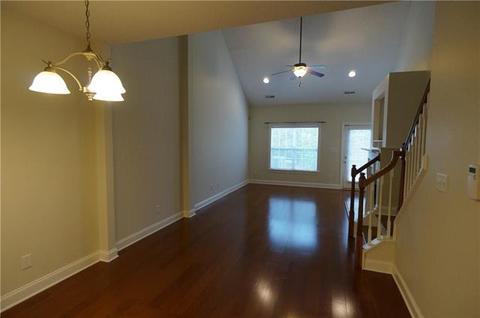 2008 Talbot Ln, Hickory, NC 28602 photo 2