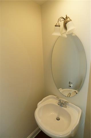 2008 Talbot Ln, Hickory, NC 28602 photo 6