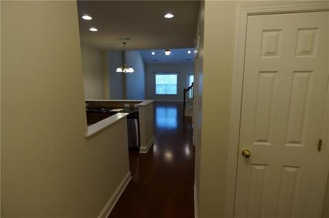 2008 Talbot Ln, Hickory, NC 28602 photo 3