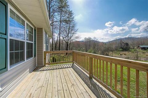 592 Gilreath Loop Rd, Mills River, NC 28759 photo 4