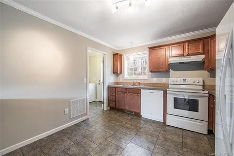 592 Gilreath Loop Rd, Mills River, NC 28759 photo 11