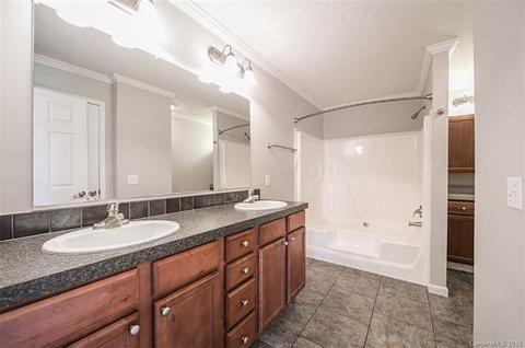592 Gilreath Loop Rd, Mills River, NC 28759 photo 17
