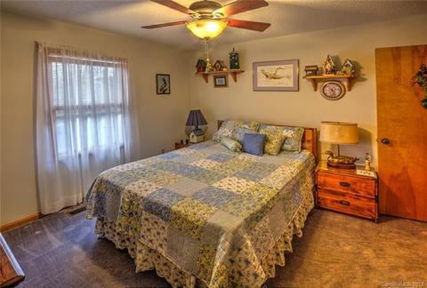 261 Tip Top Rd, Brevard, NC 28712 photo 8