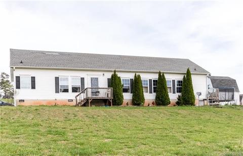 827 Pea Ridge Rd, Mill Spring, NC 28756 photo 1