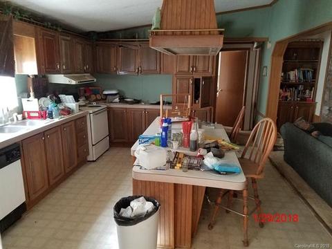 169 Spring Mountain Rd, Fairview, NC 28730 photo 6