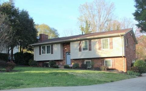 3994 Allison St, Hickory, NC 28601 photo 1