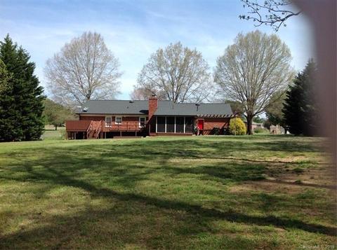 2804 Foxworth Dr, Monroe, NC 28110 photo 3
