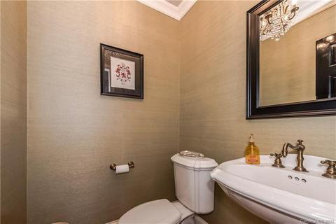 2012 Cloister Dr, Charlotte, NC 28211 photo 13