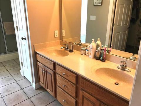 4402 Fox Trl, Hickory, NC 28601 photo 11