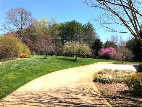 4402 Fox Trl, Hickory, NC 28601 photo 3