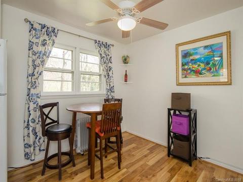 86 Toronto Trl, Clyde, NC 28721 photo 3