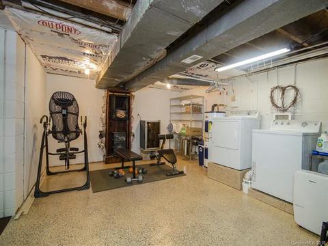 86 Toronto Trl, Clyde, NC 28721 photo 10