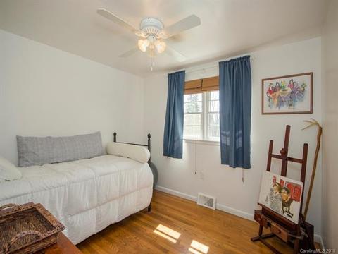 86 Toronto Trl, Clyde, NC 28721 photo 5