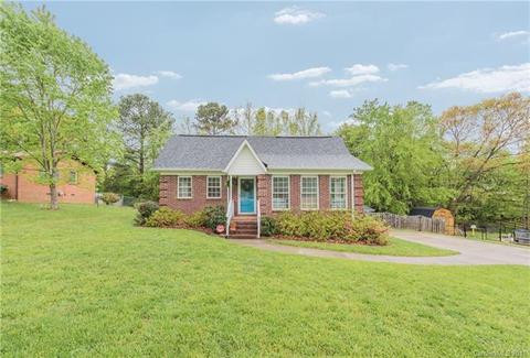 2139 Windermere Dr, Kannapolis, NC 28083 photo 1
