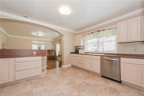 2139 Windermere Dr, Kannapolis, NC 28083 photo 11
