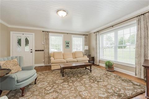 2139 Windermere Dr, Kannapolis, NC 28083 photo 5