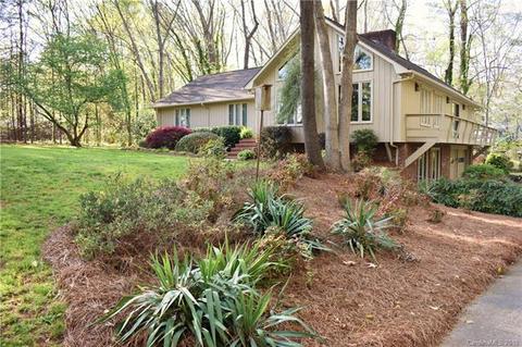 1050 Edgemont Dr, Lancaster, SC 29720 photo 3