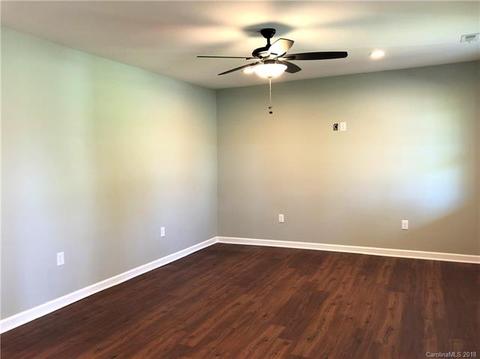 316 Broad St, Salisbury, NC 28144 photo 4