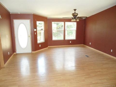 185 Sutherland Dr, Canton, NC 28716 photo 6