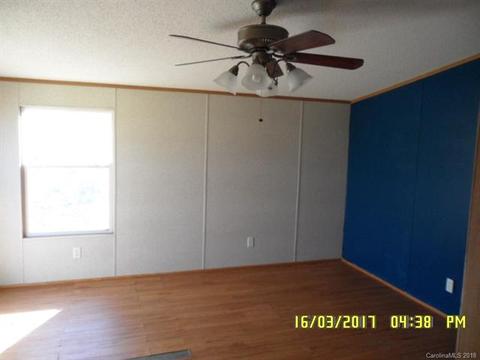 185 Sutherland Dr, Canton, NC 28716 photo 13