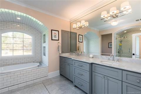 4684 White Eagle Ln, Hickory, NC 28602 photo 12
