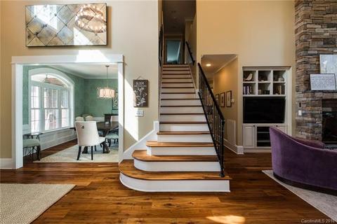 4684 White Eagle Ln, Hickory, NC 28602 photo 6
