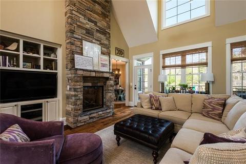 4684 White Eagle Ln, Hickory, NC 28602 photo 8