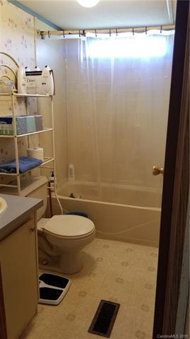  22 Sundance Hill Ln, Flat Rock, NC 28731 photo 9