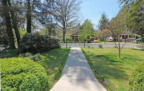 381 Maple St, Brevard, NC 28712 photo 22