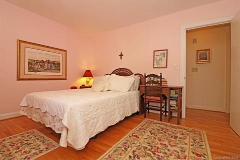 381 Maple St, Brevard, NC 28712 photo 17
