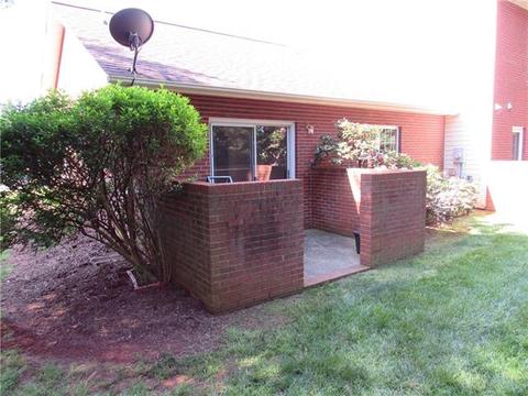102 Brandywine Dr #L6, Conover, NC 28613 photo 8