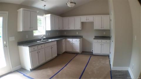 1815 Love Rd, Monroe, NC 28110 photo 2