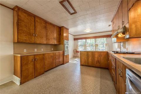 905 Leewood Dr, Monroe, NC 28112 photo 10