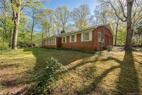 905 Leewood Dr, Monroe, NC 28112 photo 2
