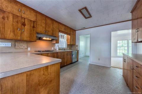 905 Leewood Dr, Monroe, NC 28112 photo 9