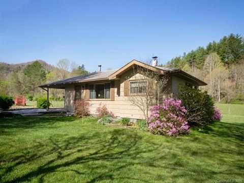 886 Middle Fork Rd, Brevard, NC 28712 photo 1