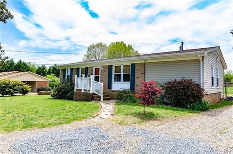 5365 E Maiden Rd, Maiden, NC 28650 photo 1