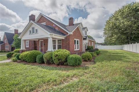 608 Main St, Cherryville, NC 28021 photo 2