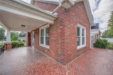608 Main St, Cherryville, NC 28021 photo 5