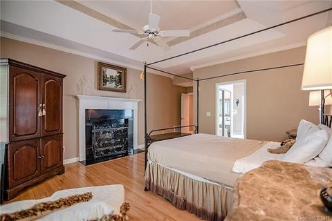 18211 Dembridge Dr, Davidson, NC 28036 photo 18
