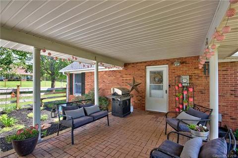 9785 Autumn Cir, Davidson, NC 28036 photo 22