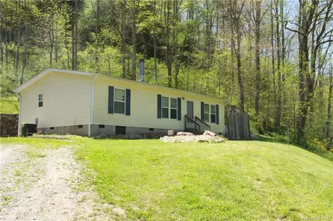 5639 Big Pine Rd, Marshall, NC 28753 photo 3