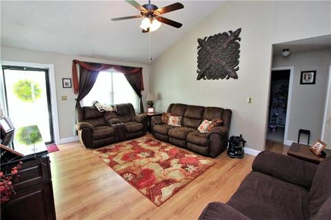 204 Belleview Dr, Conover, NC 28613 photo 4